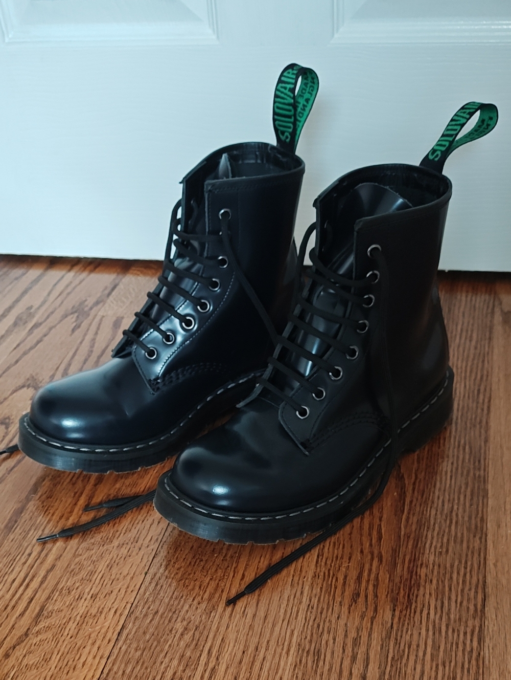 Navy Hi-Shine 8 Eye Derby Boot